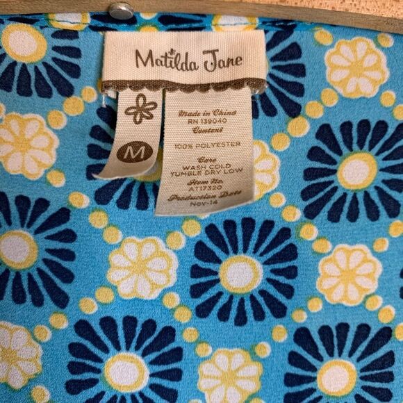 Matilda Jane Blouse  - Picture 2 of 3